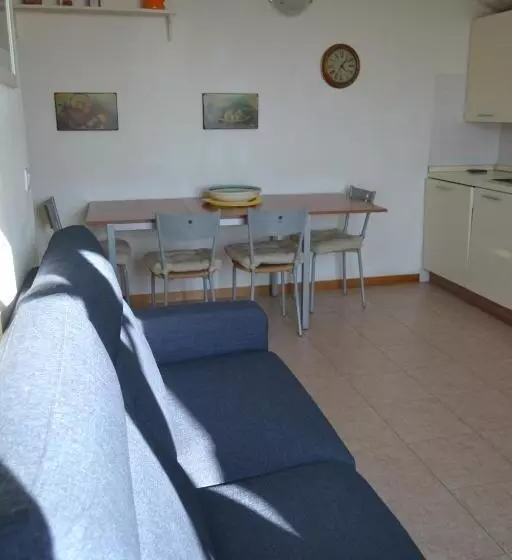 هتل Appartamenti Onda Etrusca