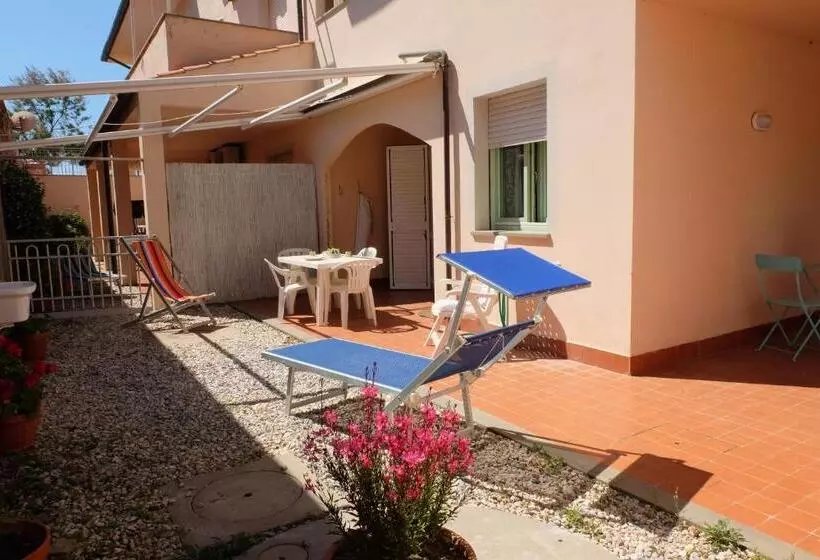 هتل Appartamenti Onda Etrusca