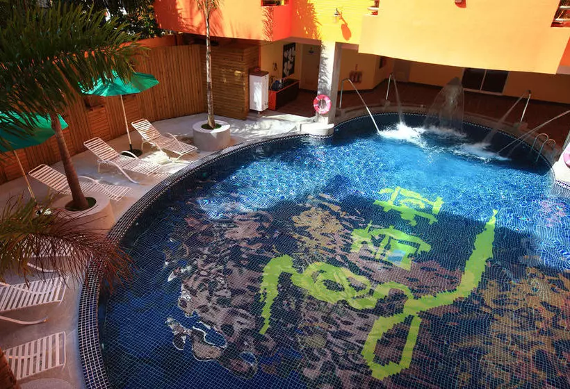 هتل Shakira Resort Kenting