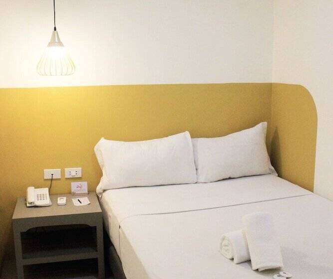 Hotel Travelbee Capitol Inn