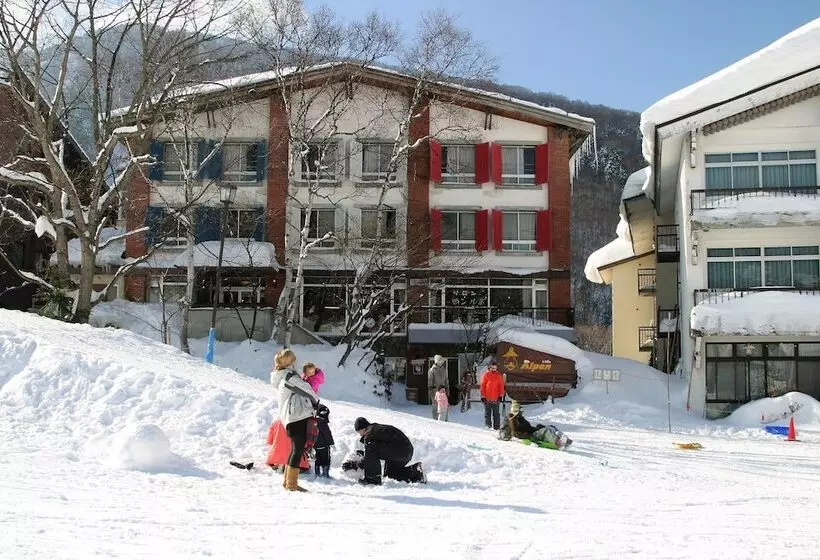 ホテル Villa Alpen