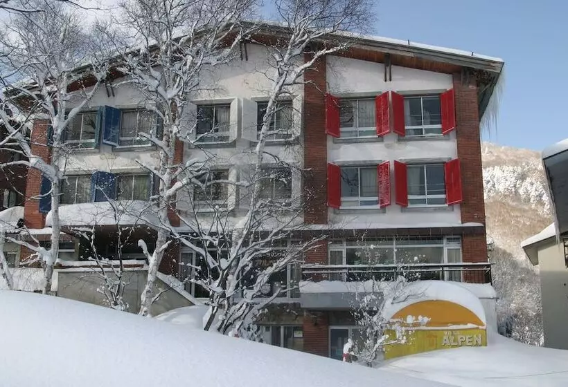 ホテル Villa Alpen