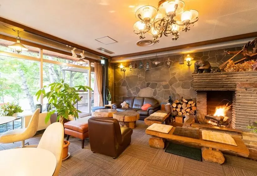 ホテル Villa Alpen