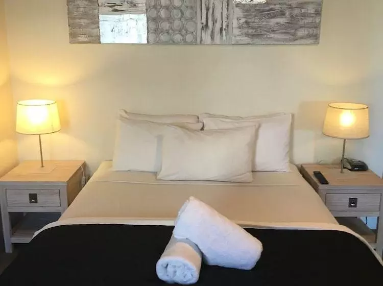 Manly Surfside Holiday Apartments