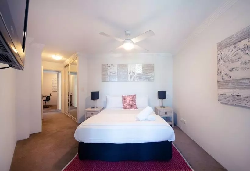Manly Surfside Holiday Apartments