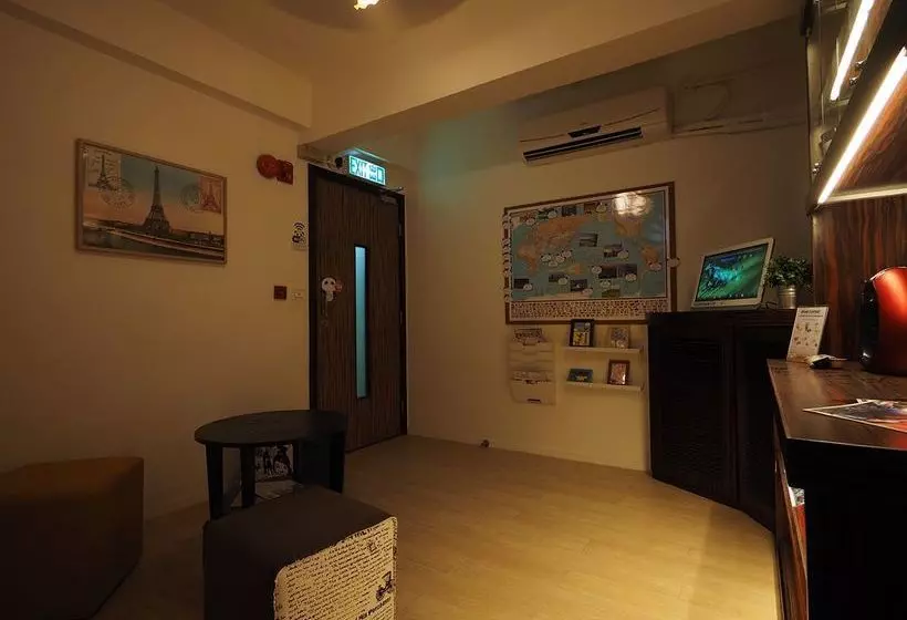 Panda S Hostel Elegant