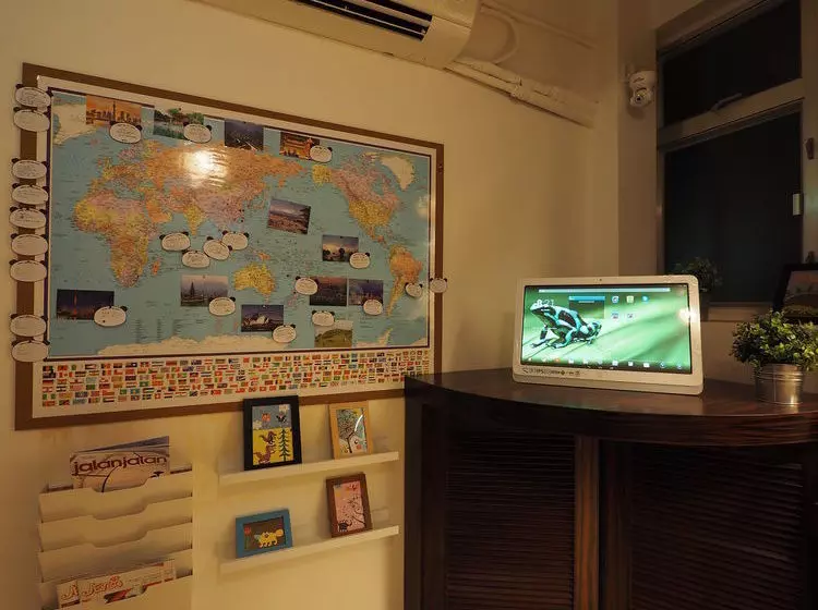 Panda S Hostel Elegant