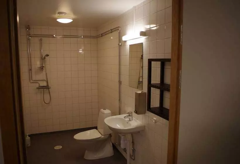 Spoton Hostel & Sportsbar