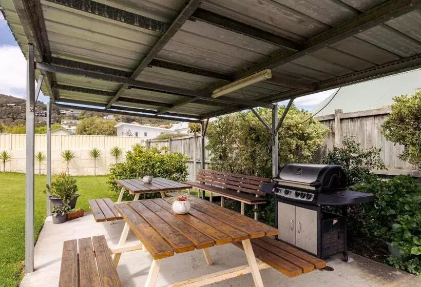 Albany Holiday Units