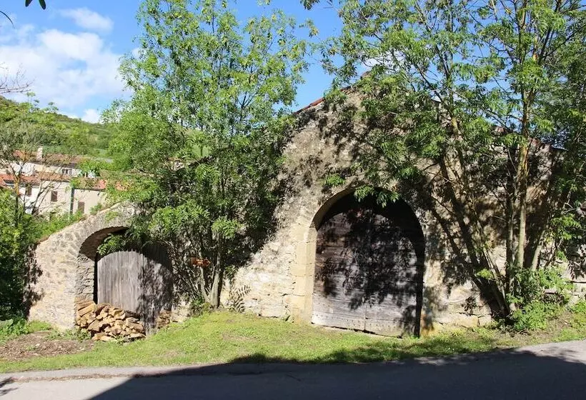 ベッドアンドブレックファースト Domaine D Alcapies