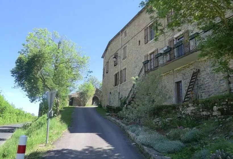 ベッドアンドブレックファースト Domaine D Alcapies