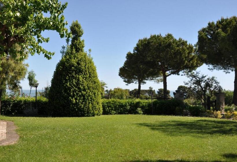 Bed and Breakfast Residenza Scorcio Sul Mare