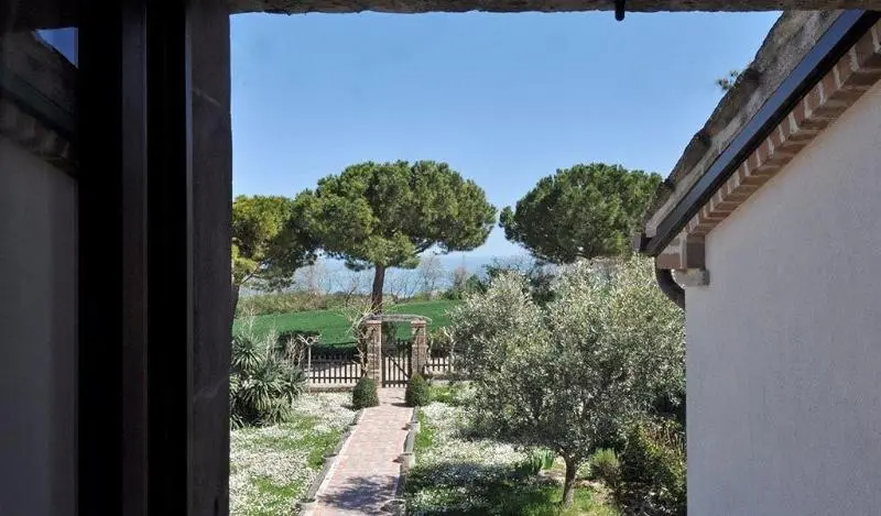 ベッドアンドブレックファースト Residenza Scorcio Sul Mare
