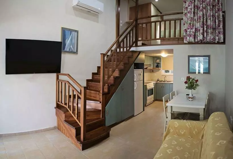 Pauls Garden Studios