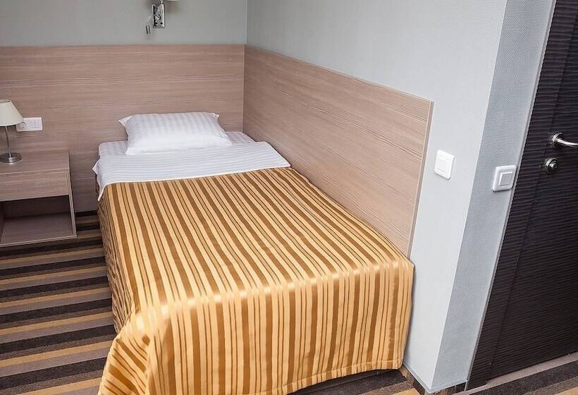 בית מלון כפרי Arbat