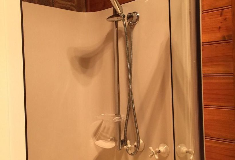 فندق Farmhouse Flat Pet Friendly