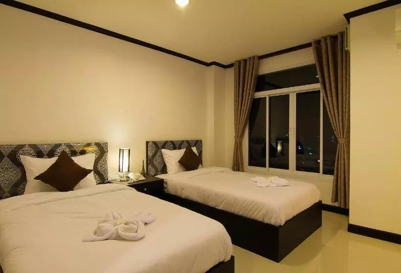 فندق Leelawadee Grand