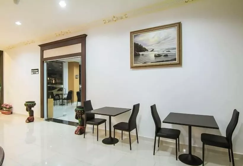 فندق Leelawadee Grand