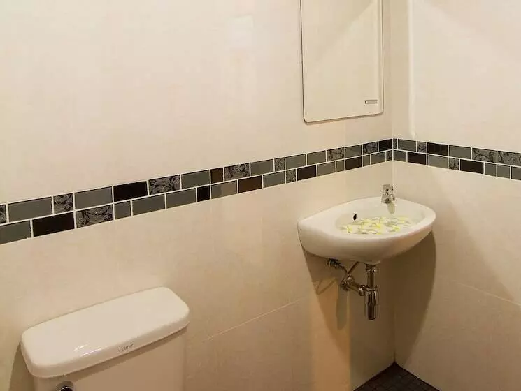 فندق Leelawadee Grand