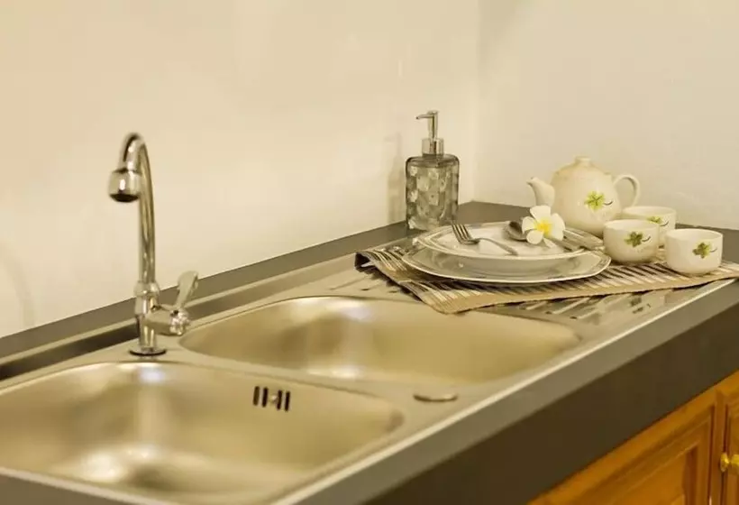 فندق Leelawadee Grand