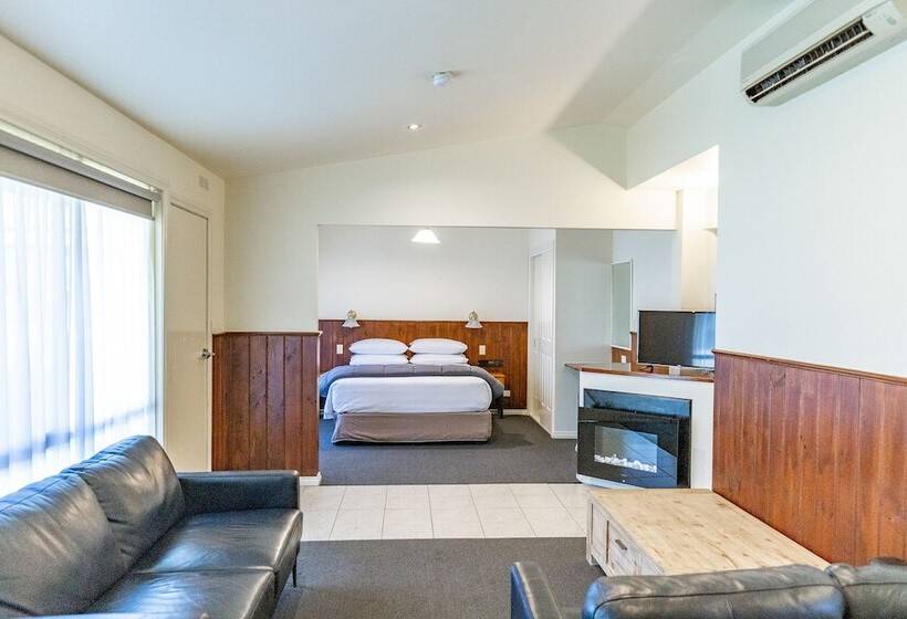 Отель Nrma Halls Gap Holiday Park