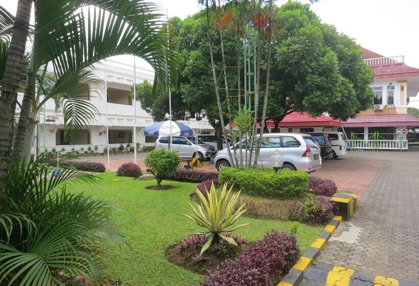 Отель Pelangi Malang, Kayutangan Heritage