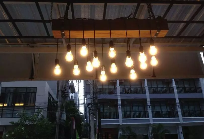 Hotel Ploenlay