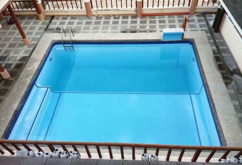 בית מלון כפרי Punta House