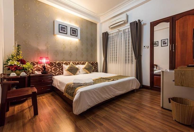 هتل Canary Saigon