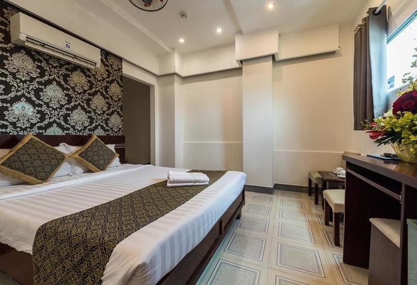 هتل Canary Saigon