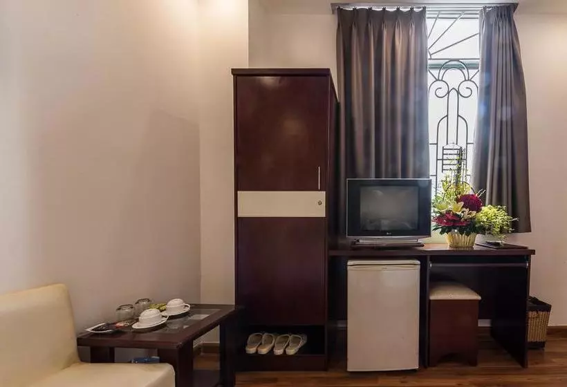 هتل Canary Saigon