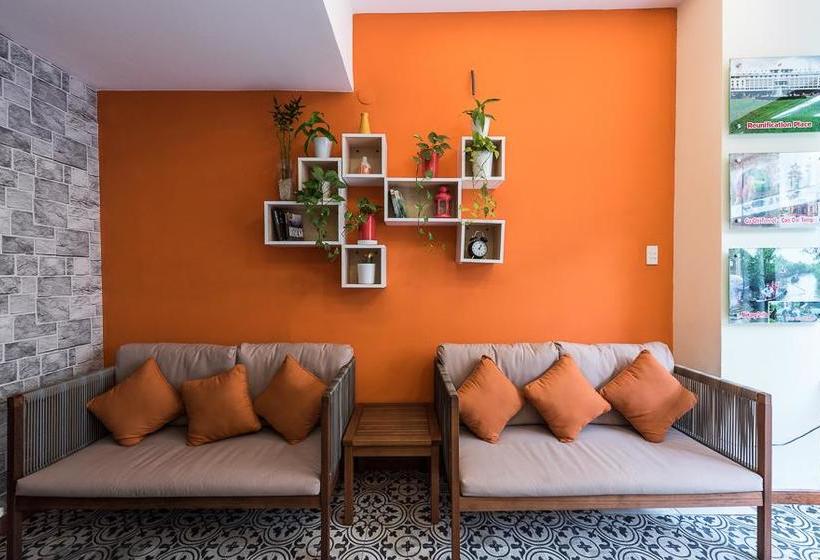 هتل Canary Saigon