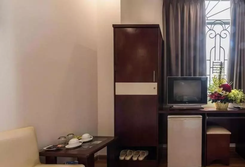 هتل Canary Saigon