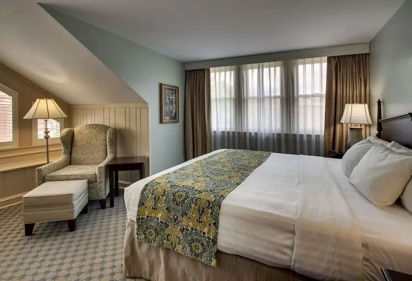 Hotelli The Inn At Wise