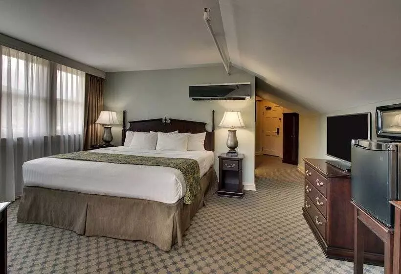 Hotelli The Inn At Wise