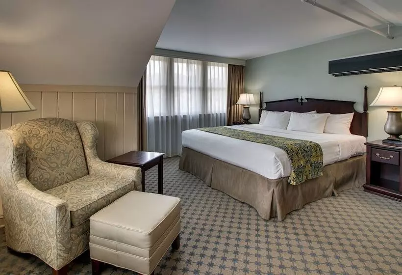 Hotelli The Inn At Wise