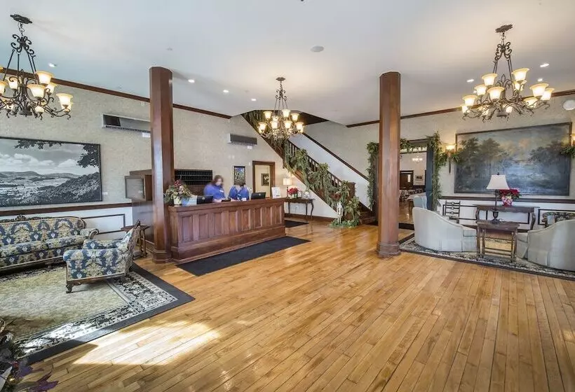 Hotelli The Inn At Wise