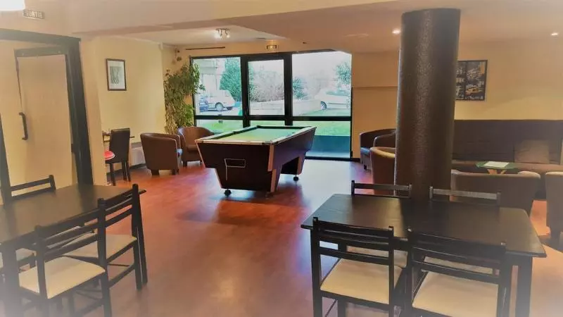 Kosy Appart Hôtel Le Champ De Mars Reims