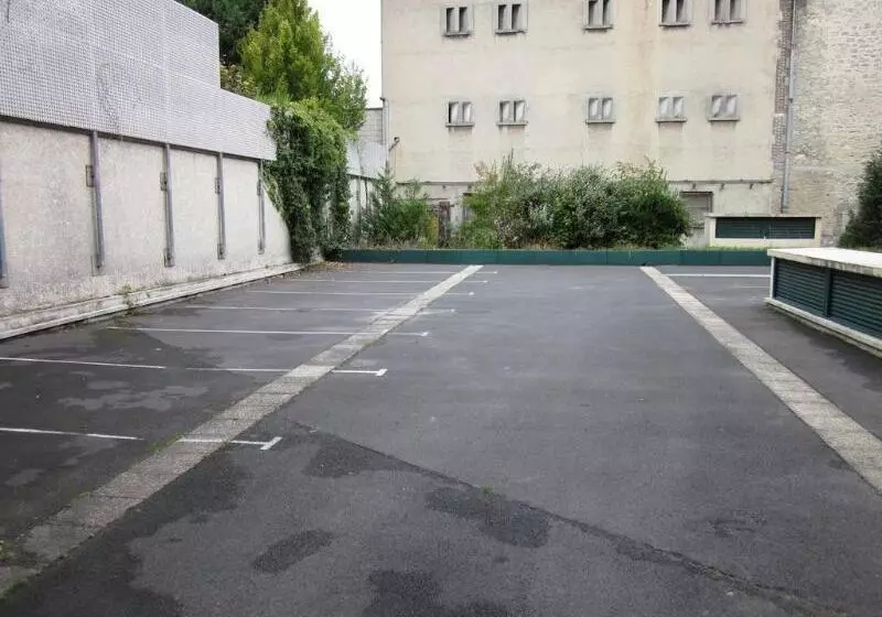 Kosy Appart Hôtel Le Champ De Mars Reims