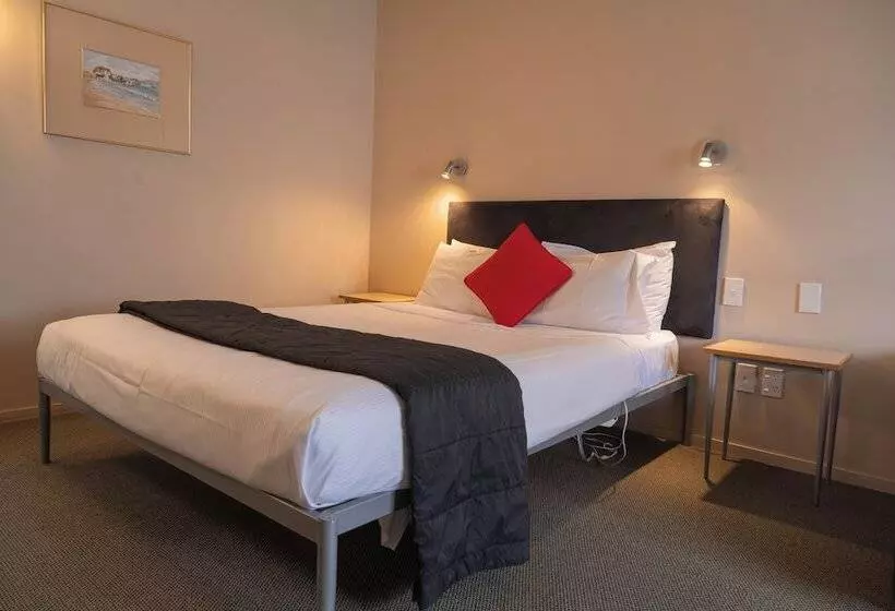 מוטל Victoria Court Motor Lodge