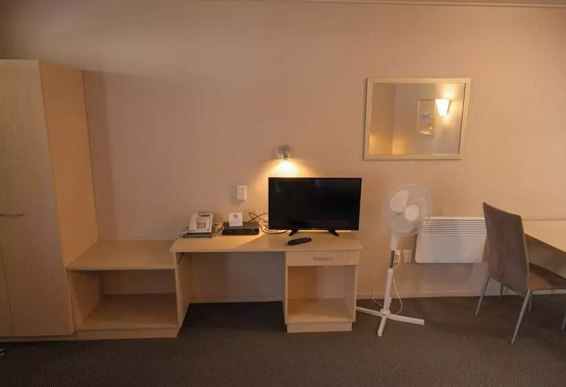 מוטל Victoria Court Motor Lodge