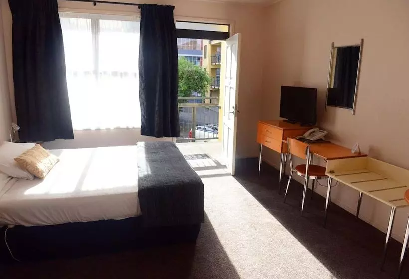 מוטל Victoria Court Motor Lodge