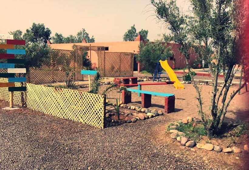 펜션 Lescale De Ouarzazate