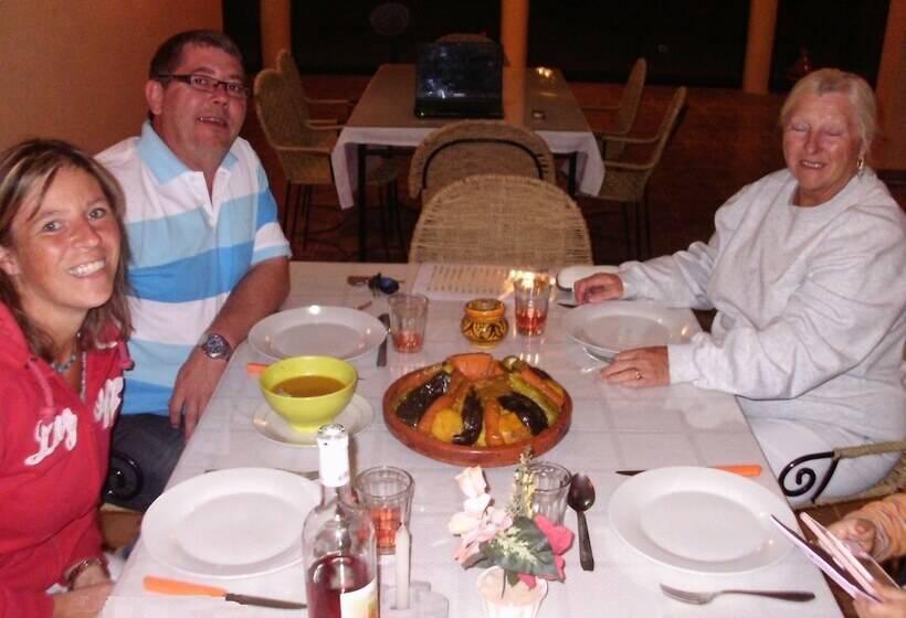 펜션 Lescale De Ouarzazate