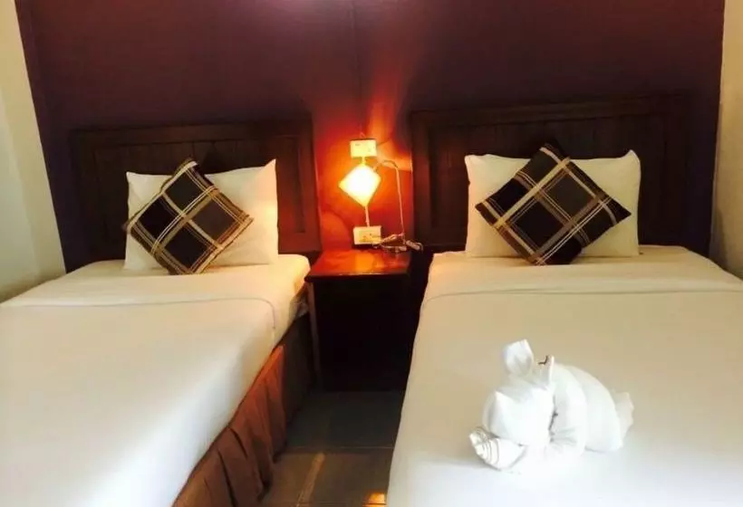 펜션 Rooms At Krabi Guesthouse