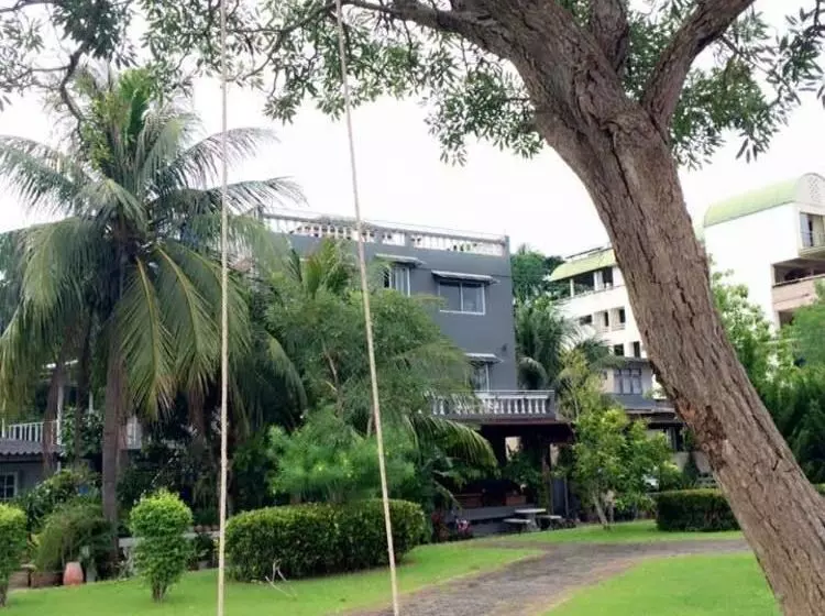 펜션 Rooms At Krabi Guesthouse