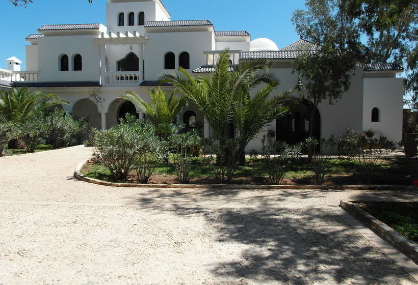 ペンション Villa Amaryllis