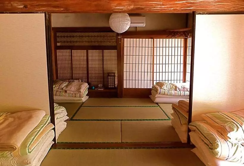 فندق صغير Kominka Sharehouse Hooju