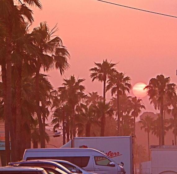 ユースホステル Kominka Sharehouse Hooju