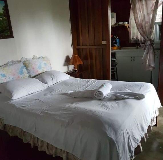 Bed and Breakfast Cabina Arsol